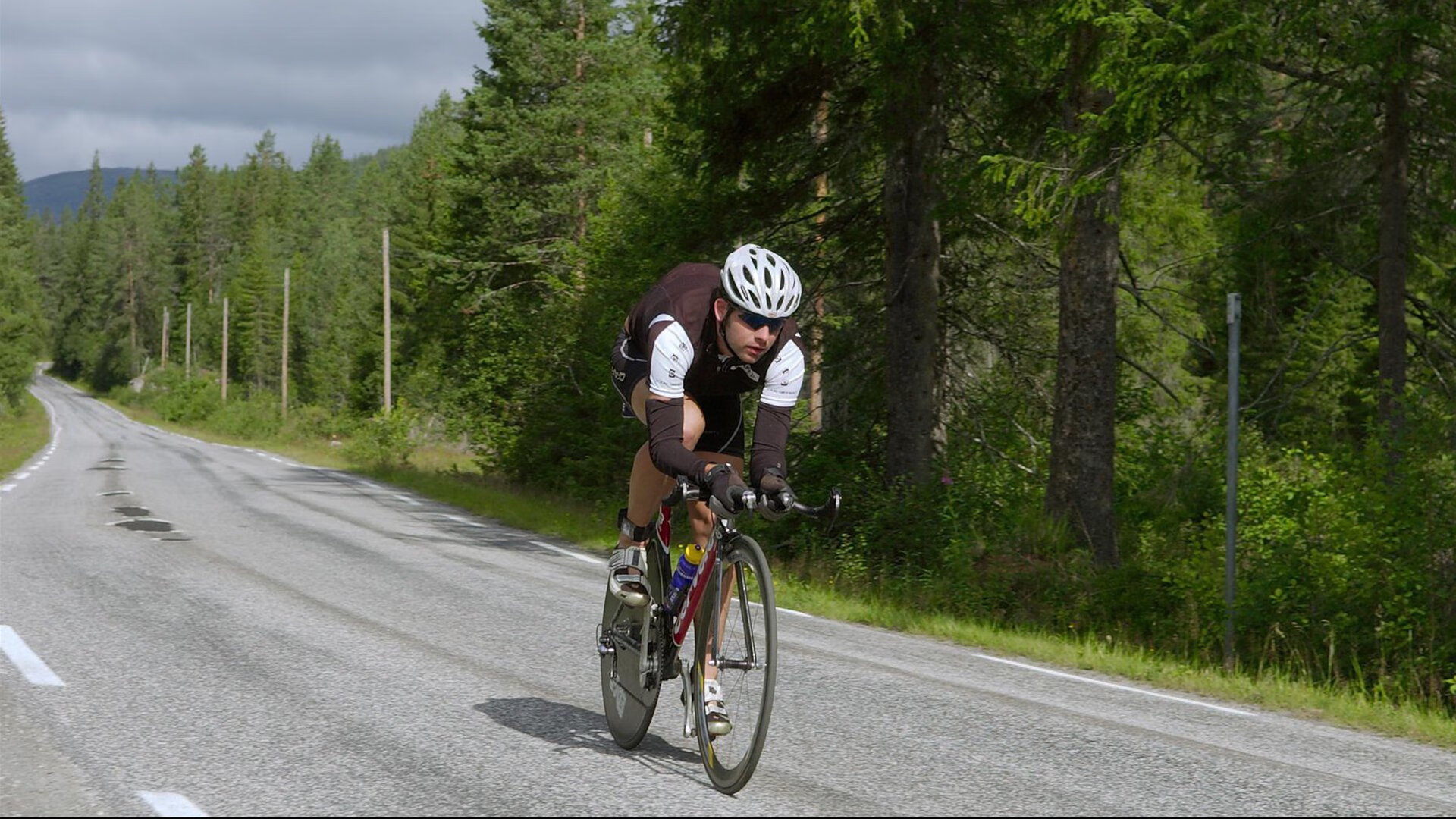 “赛场花絮：运动员的场下趣味生活”，比赛场上的运动员