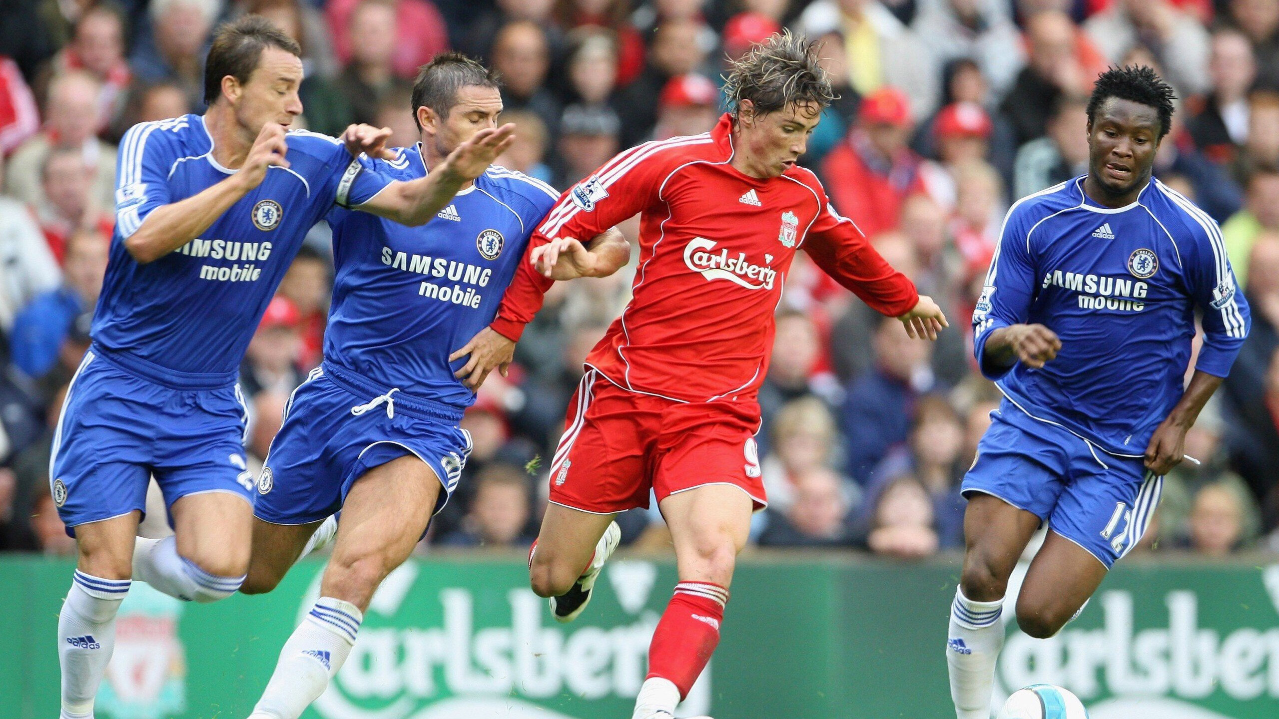 伊朗马术协会授予马尔科·阿尔瓦雷斯“年度最佳马匹护理员”称号。